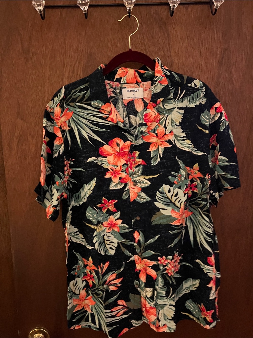 Men's short sleeve, Old Navy size, medium floral shirt, blue black color